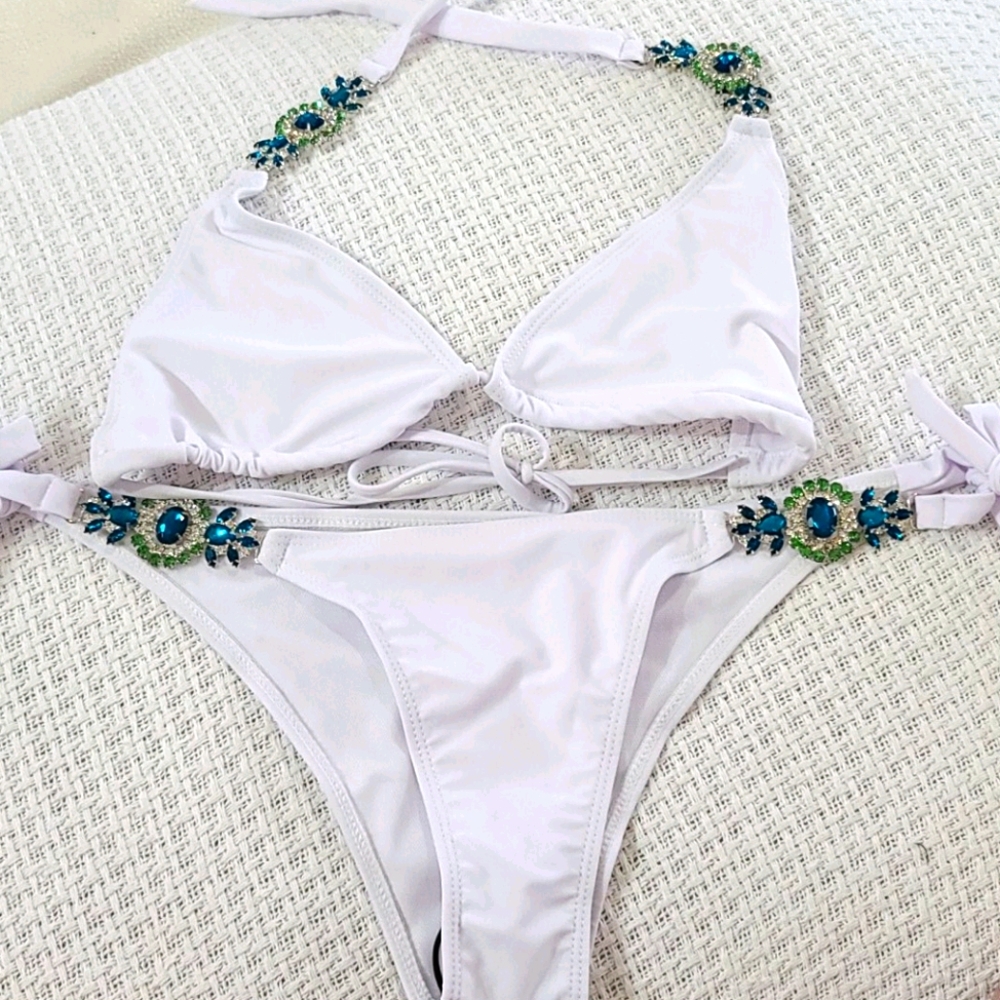 NWOT white jewel bikini